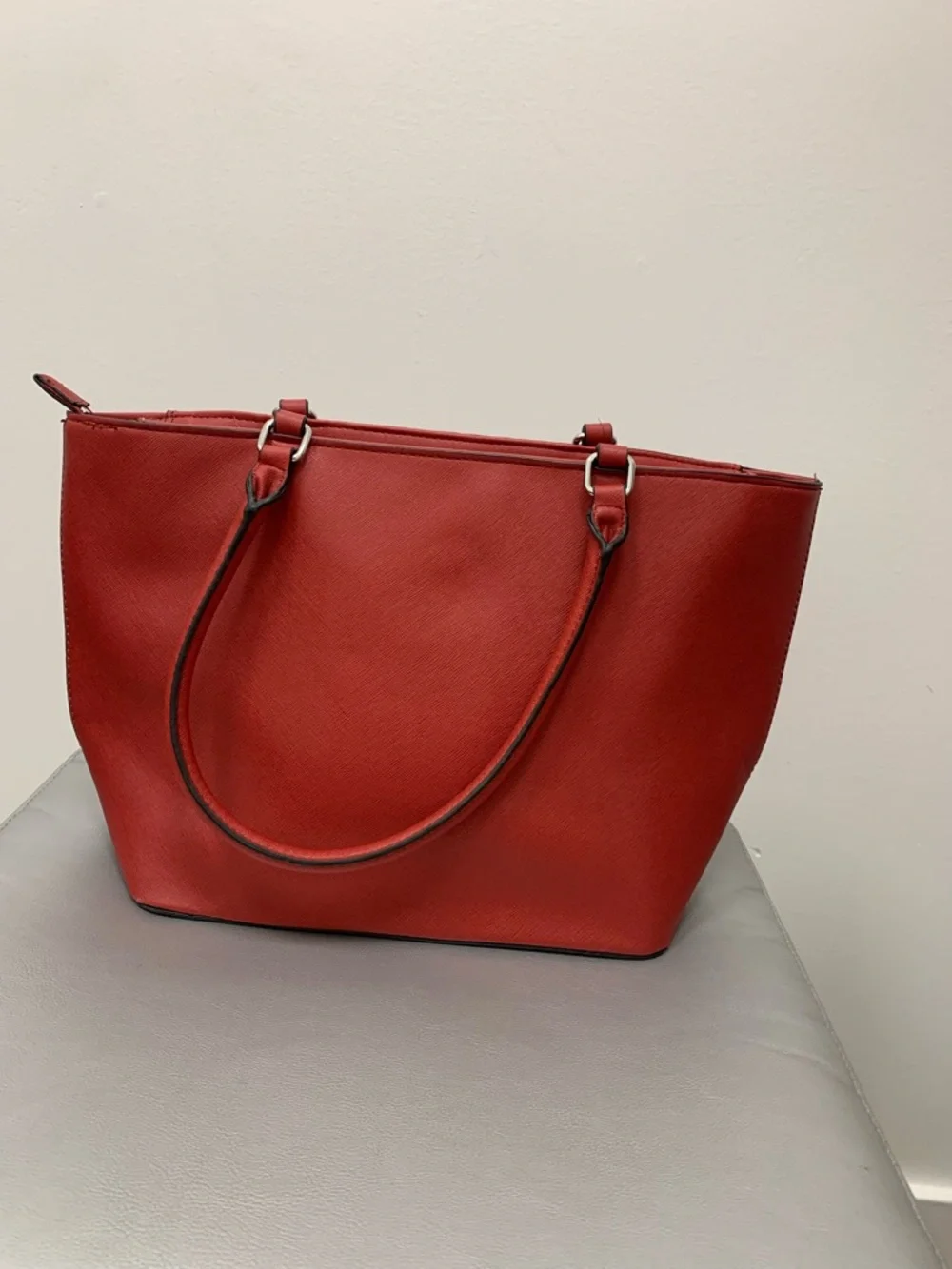 GUESS Red Embossed Triangle Logo Tote - Picture 2 of 3